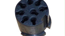 各种注塑加工设备液压泵中里液压油的使用